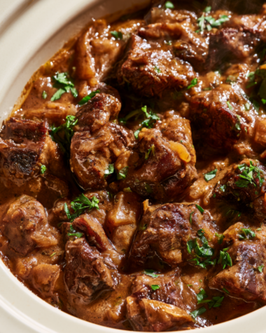 Crockpot Beef Tips and Gravy