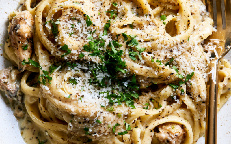 Crockpot Chicken Alfredo