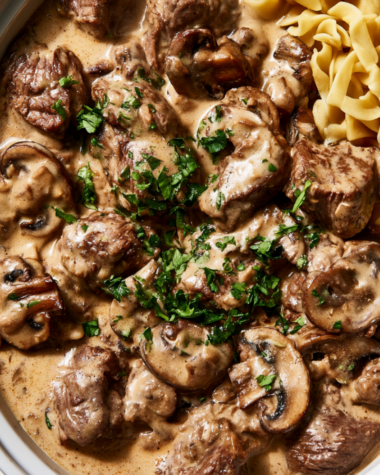 beef stroganoff crockpot