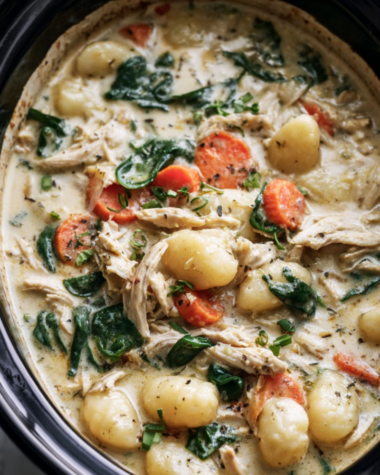 Creamy Crockpot Chicken Gnocchi Soup