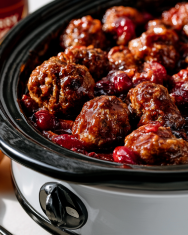 Crockpot Cranberry Meatballs-closeup