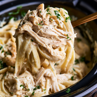 Crockpot Olive Garden Chicken Pasta-slow cooker
