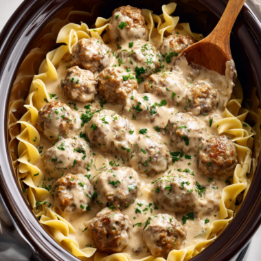 swedish meatballs crockpot _ with noodles